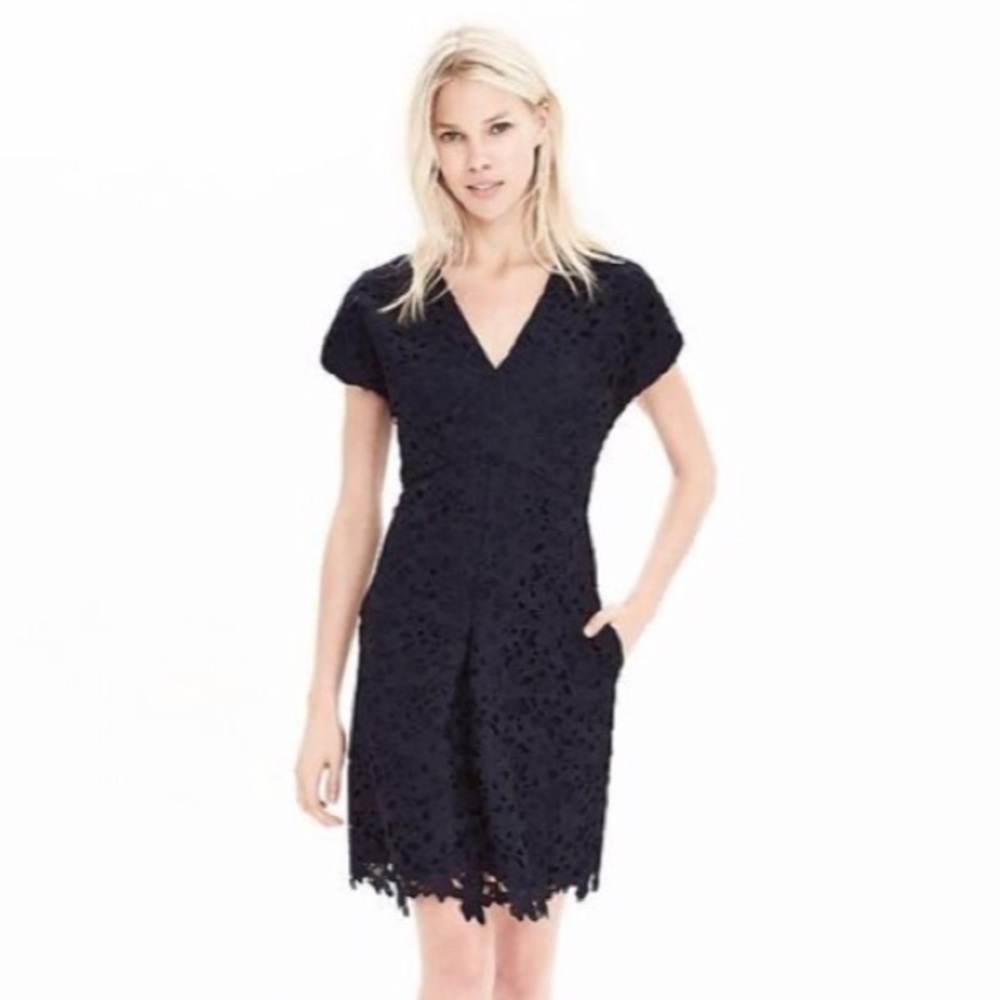 Brand new “Banana Republic” Dress.